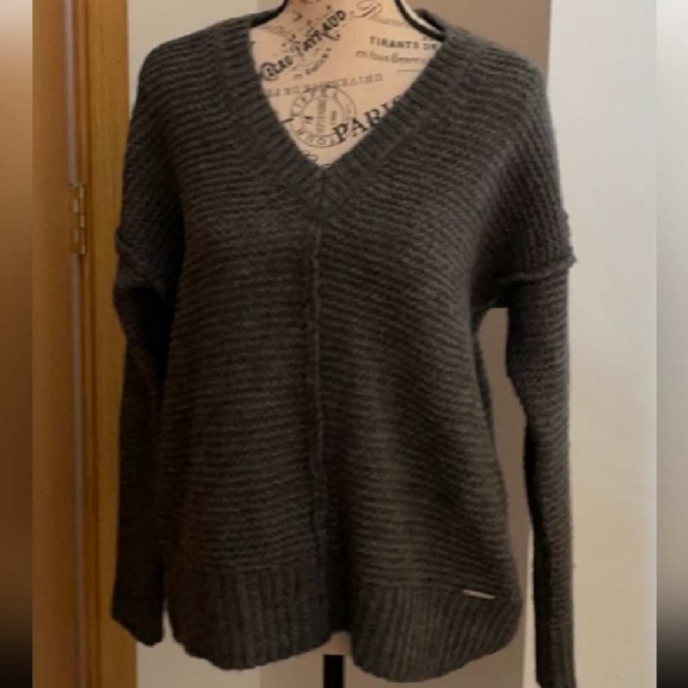 Excellent condition Michael Kors sweater xs
